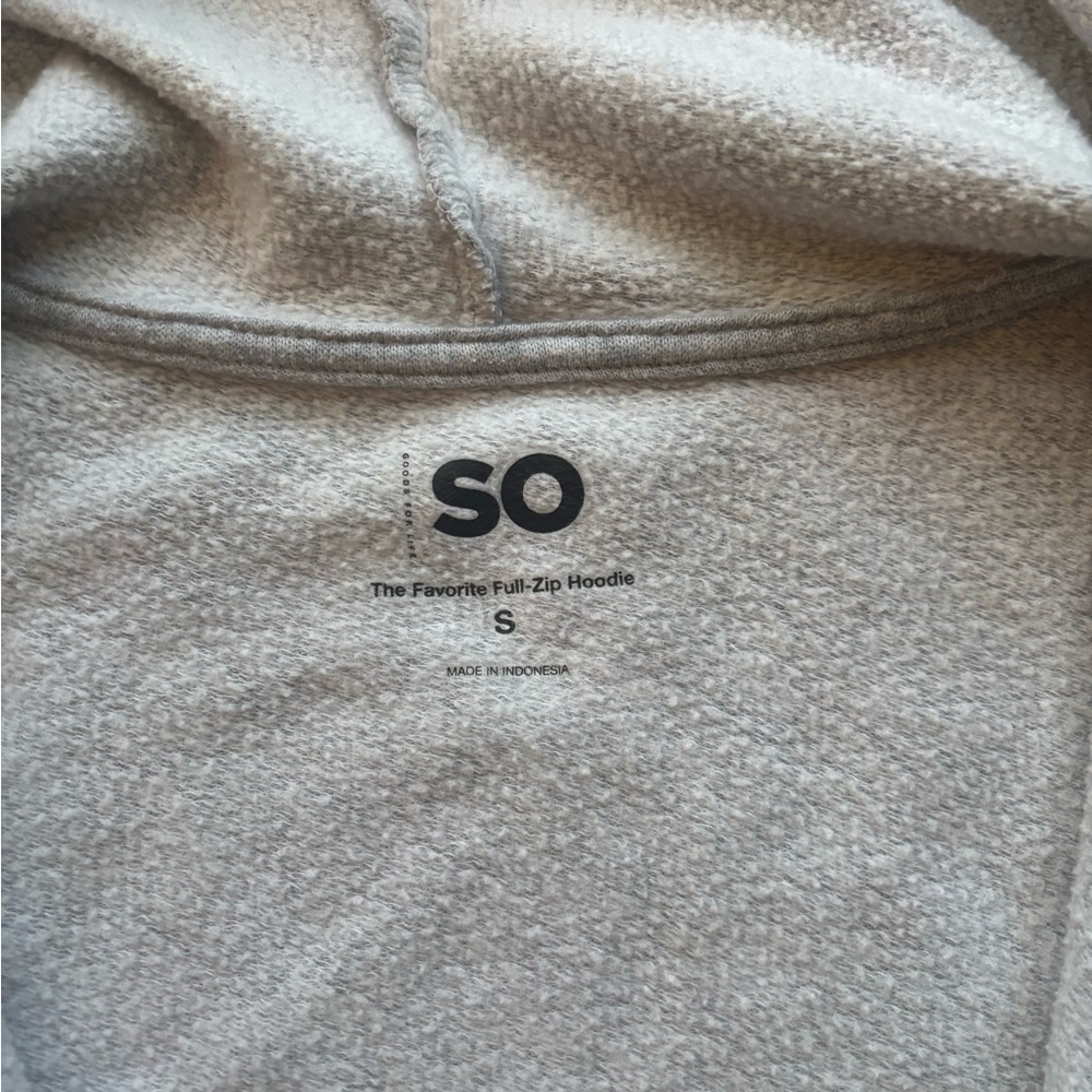 SO Women's Short Full Zip Gray Jacket Size S - Picture 4 of 8